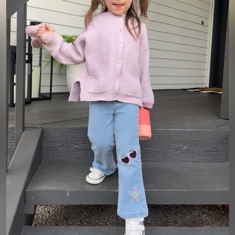 Flared Kids Toddler Jeans with Star &‎ Sunglasses Patches 3T - Picture 8 of 8